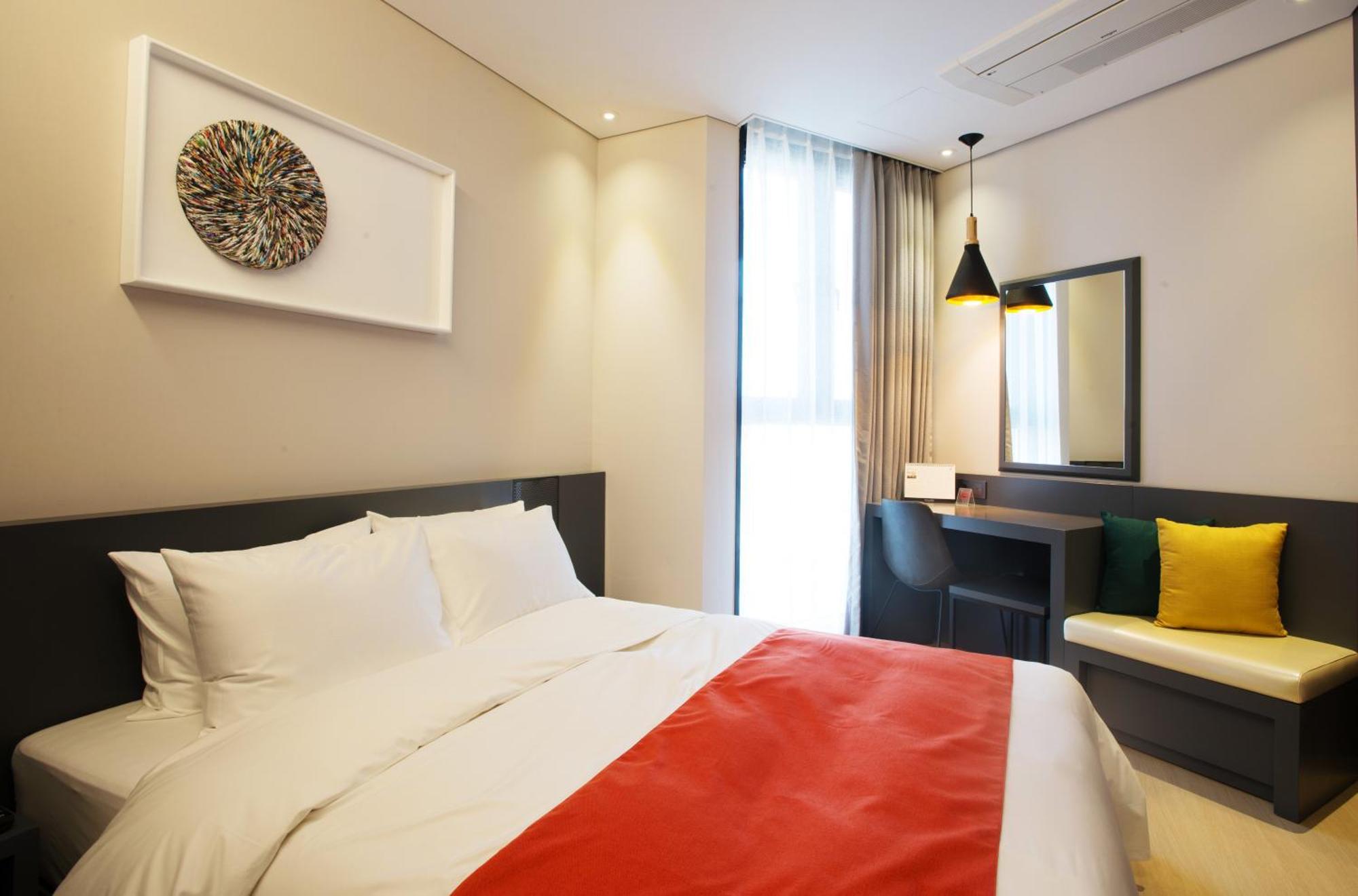 Gloucester Hotel Чхонджу Экстерьер фото