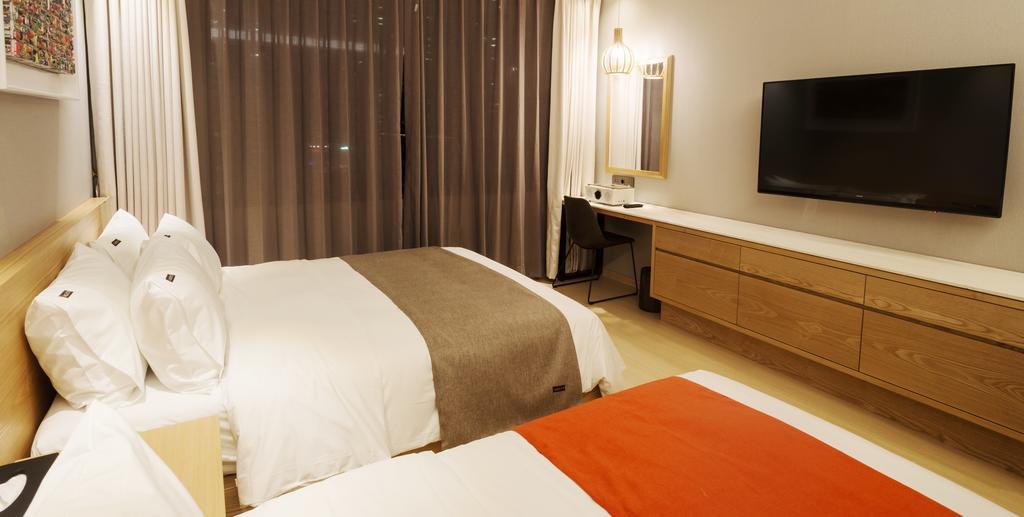 Gloucester Hotel Чхонджу Экстерьер фото